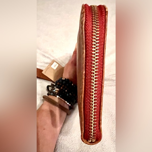 Oak River Wallet, Brown distressed, Genuine Leather - Picture 11 of 13